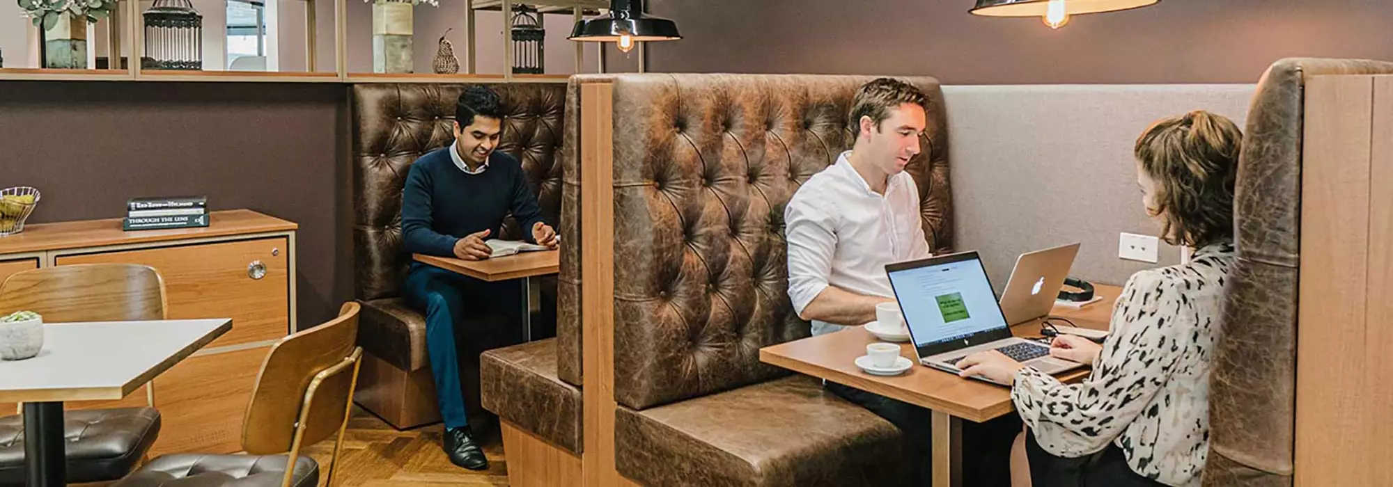 /media/41622/202504-_-coworking-space-emriates-towers_-2.jpg